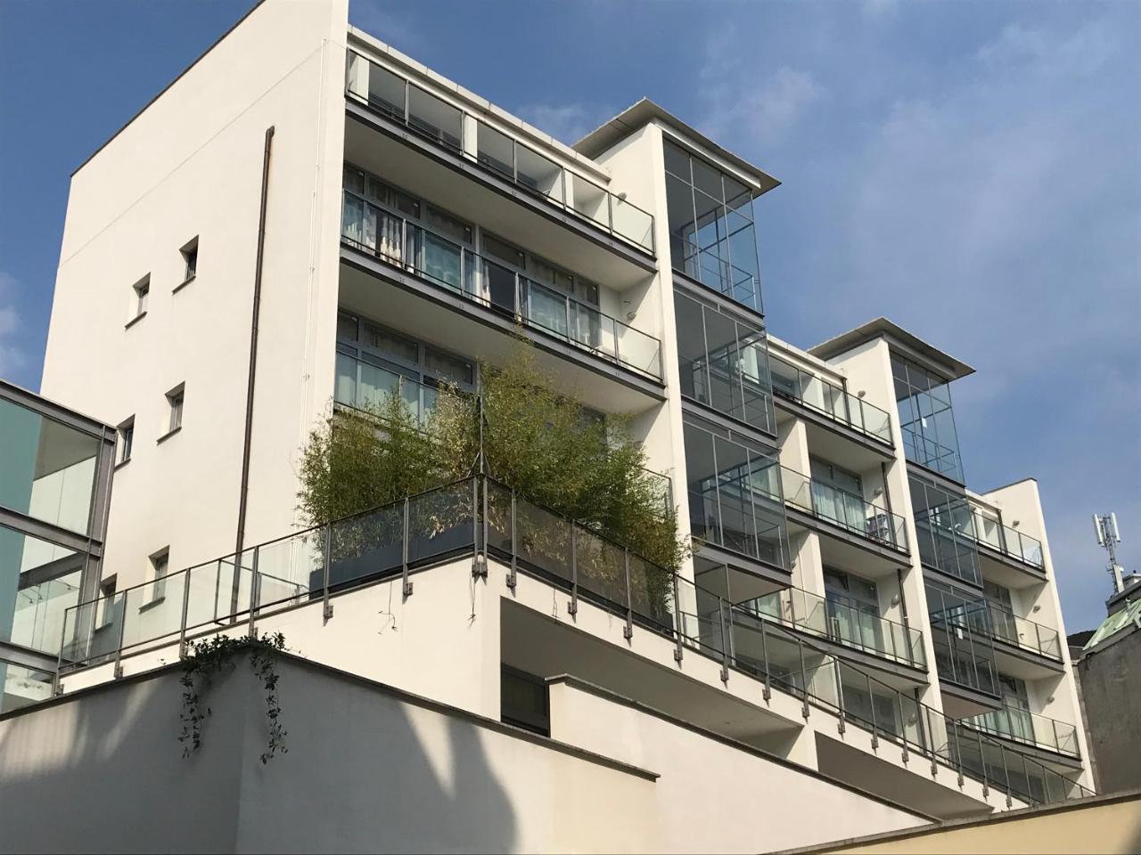 Red Line Apartments Milano Eksteriør billede